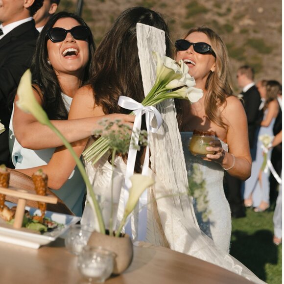 Pleated Handkerchief Veil - Floor - Picture 2 of 4
